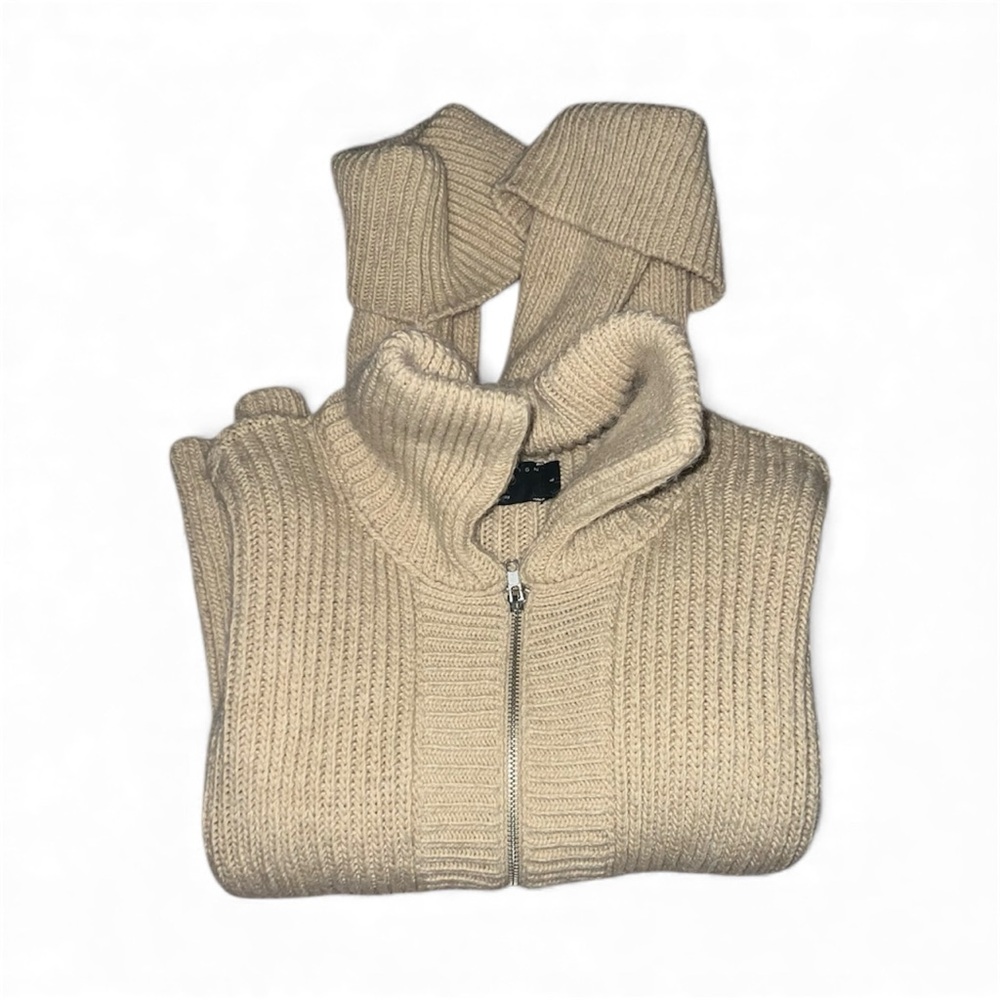 ASOS Beige Ribbed Zip Front Sweater L